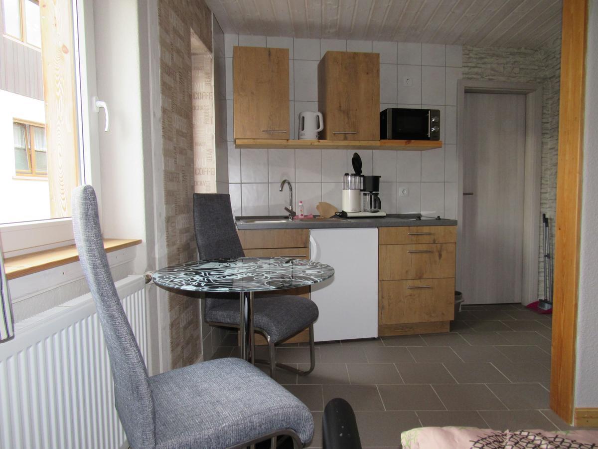 Appartement Ferienapartments Am Dorfplatz *